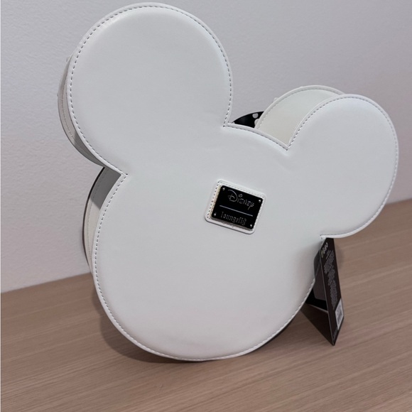 Loungefly Disney Minnie Mouse Daisy Large Crossbody - Picture 2 of 3